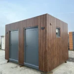 Module sanitaire avec douche et WC séparés