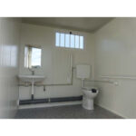 Module sanitaire PMR avec WC et douche – Image 9